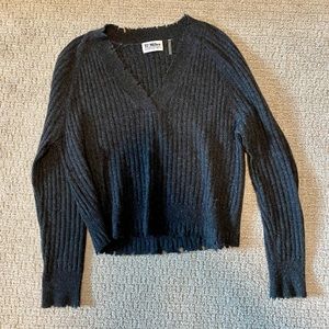 Dark Grey Cashmere V-Neck Sweater, 27 Miles, Size XS, Excellent Condition